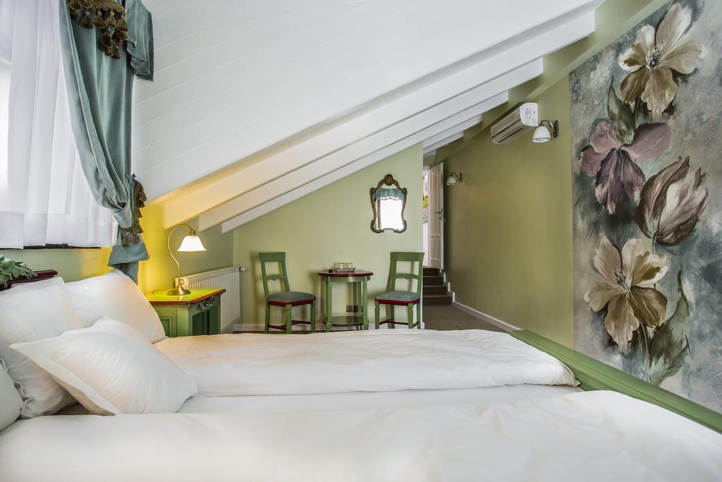 Casa Timpuri Vechi Hotel ซีบิว ภายนอก รูปภาพ